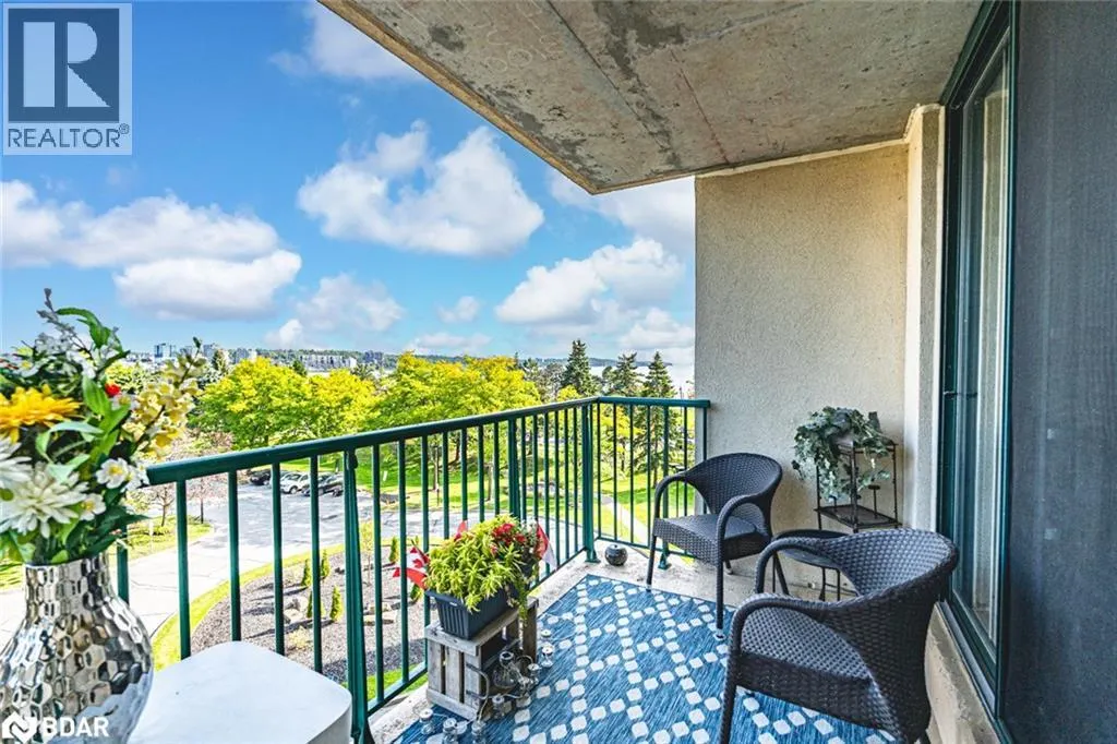 75 ELLEN Street Unit# 505, #505