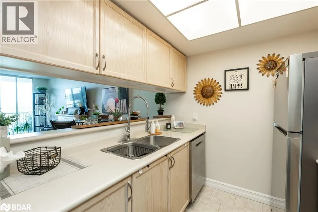 75 ELLEN Street Unit# 505, #505