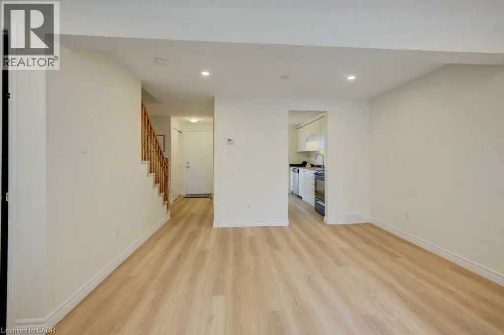 464B EXMOOR Street