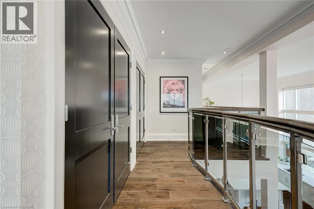 397 KING Street W Unit# 215, #215
