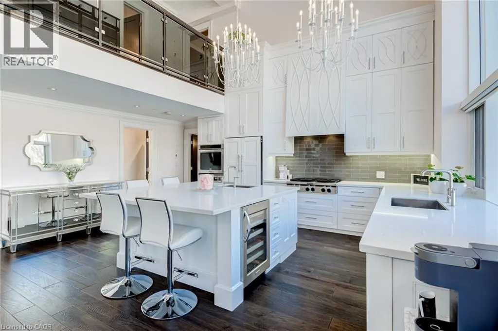397 KING Street W Unit# 215, #215