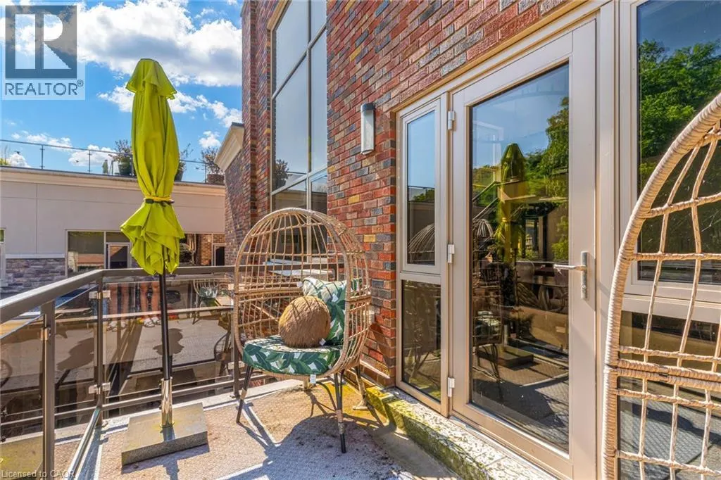 397 KING Street W Unit# 215, #215