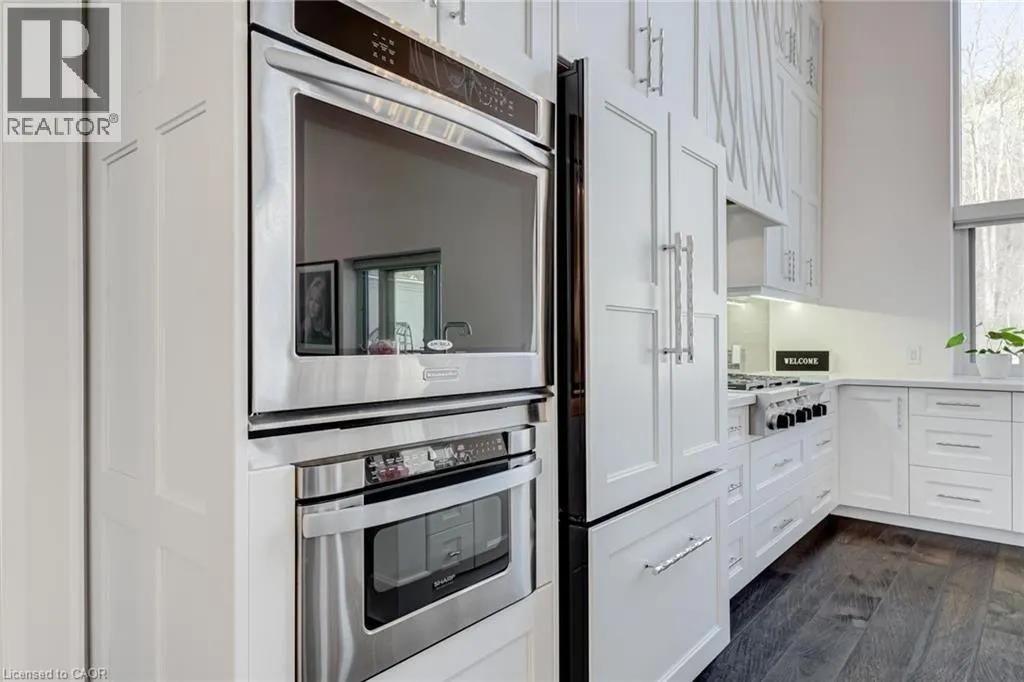397 KING Street W Unit# 215, #215