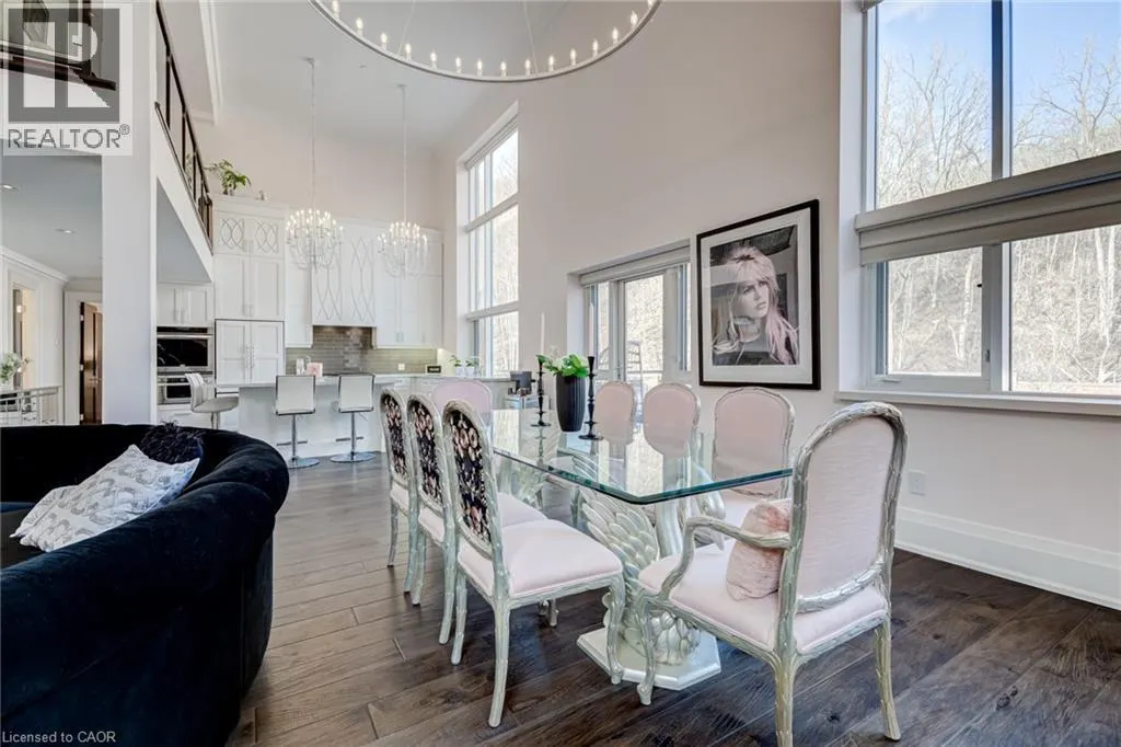 397 KING Street W Unit# 215, #215