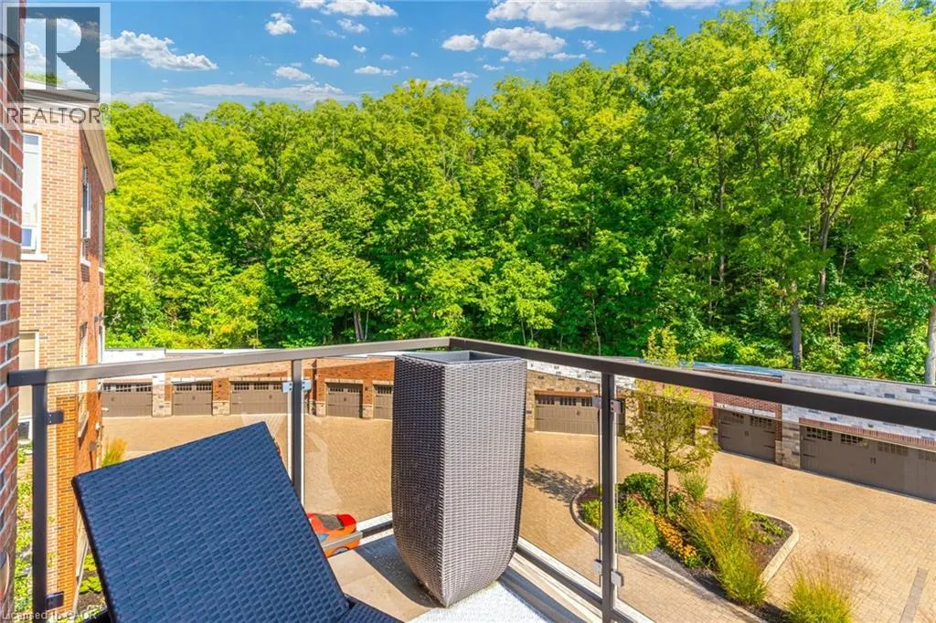397 KING Street W Unit# 215, #215