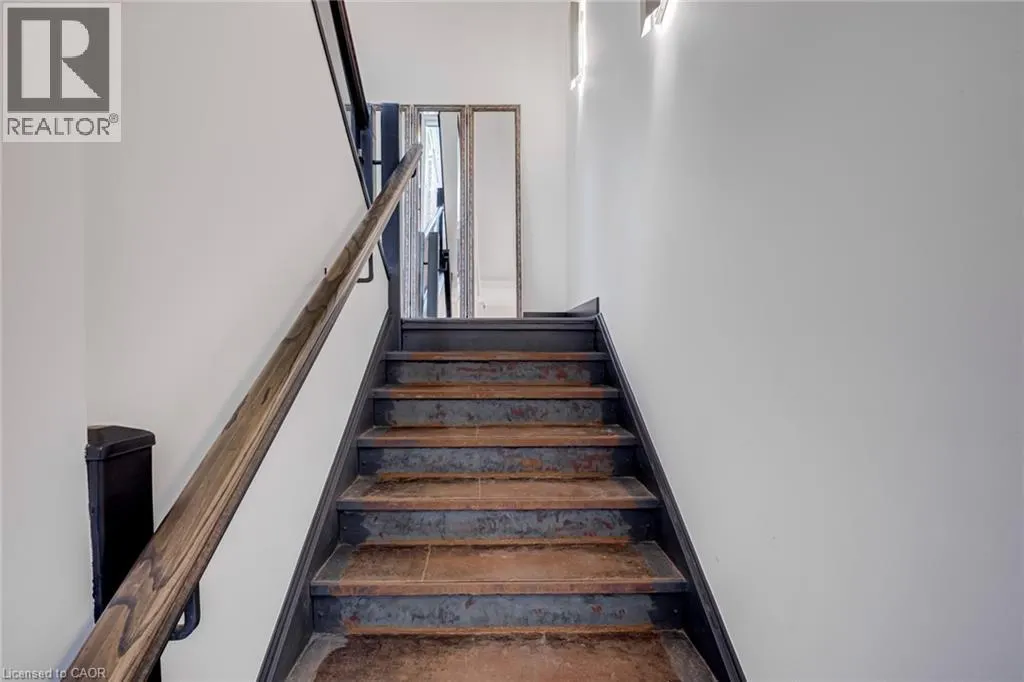 397 KING Street W Unit# 215, #215