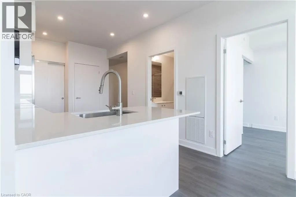 25 WELLINGTON Street S Unit# 1901, #1901