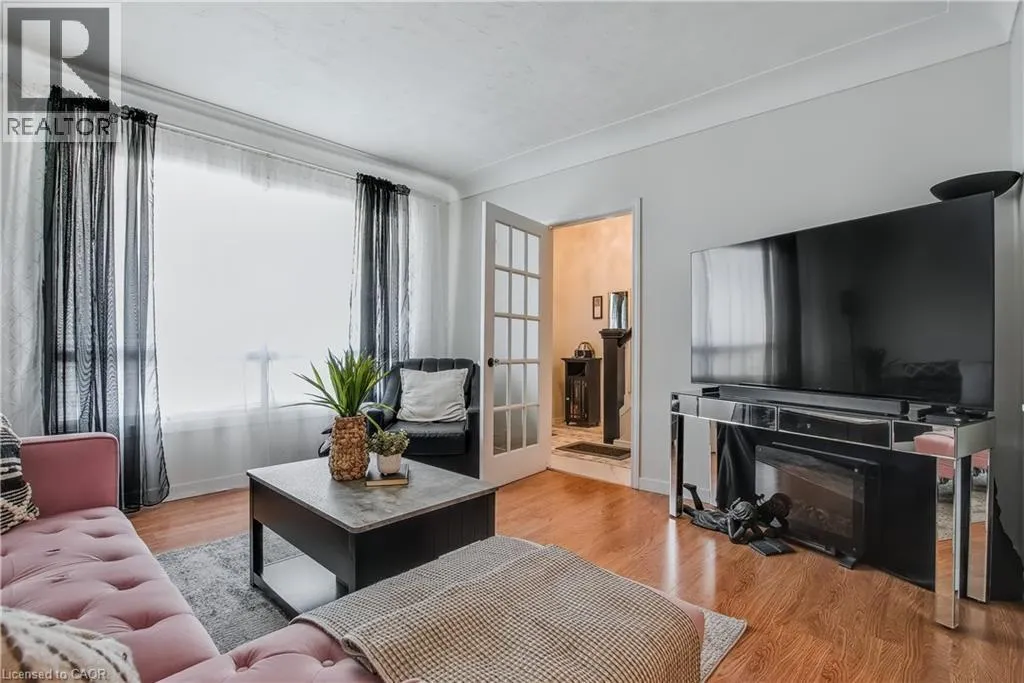 51 EAST 22ND Street