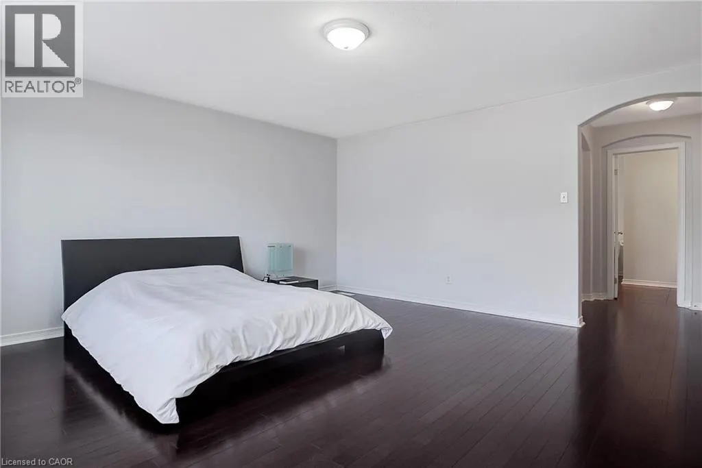 320 ROBERT FERRIE Drive