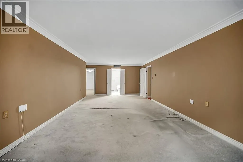 150 WILSON Street W Unit# PH1, #PH1