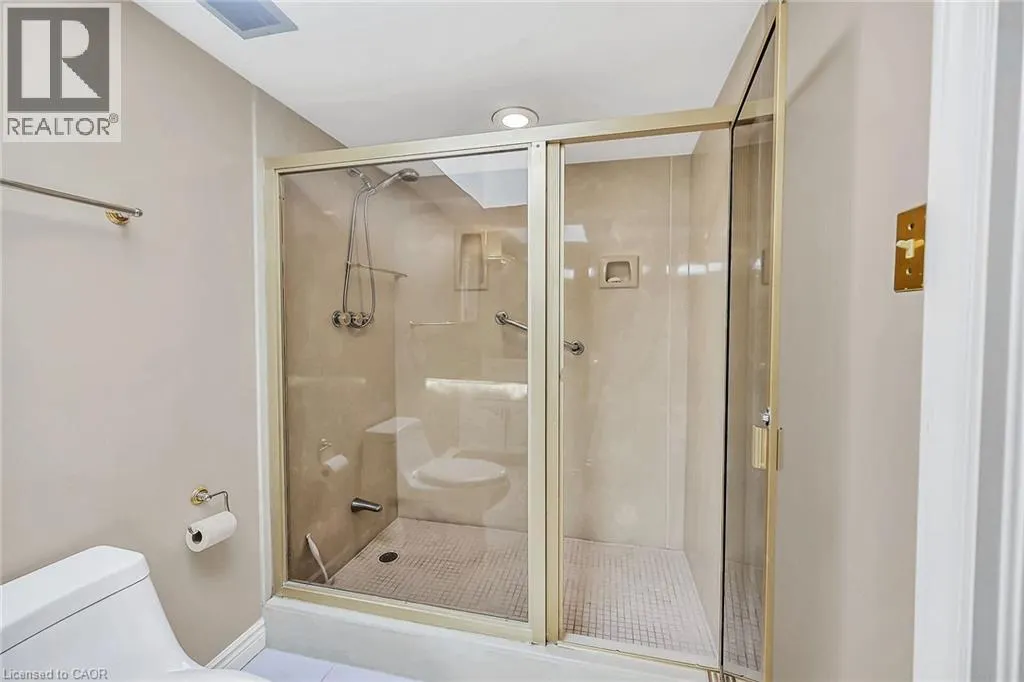 150 WILSON Street W Unit# PH1, #PH1