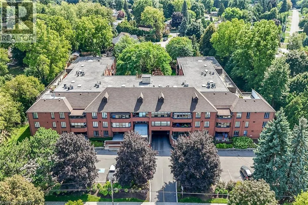 150 WILSON Street W Unit# PH1, #PH1