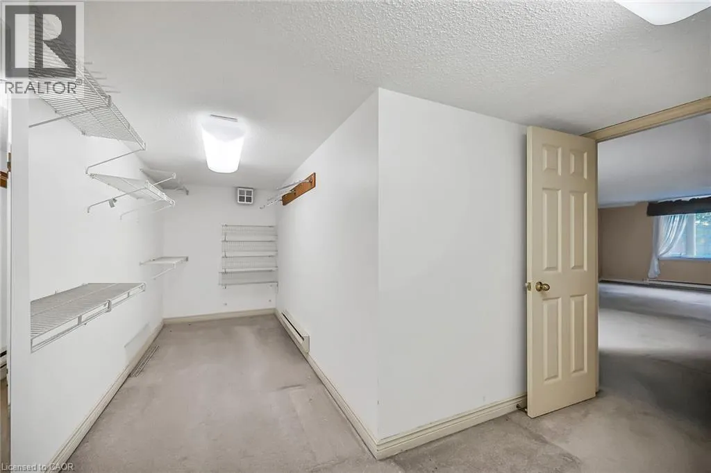 150 WILSON Street W Unit# PH1, #PH1