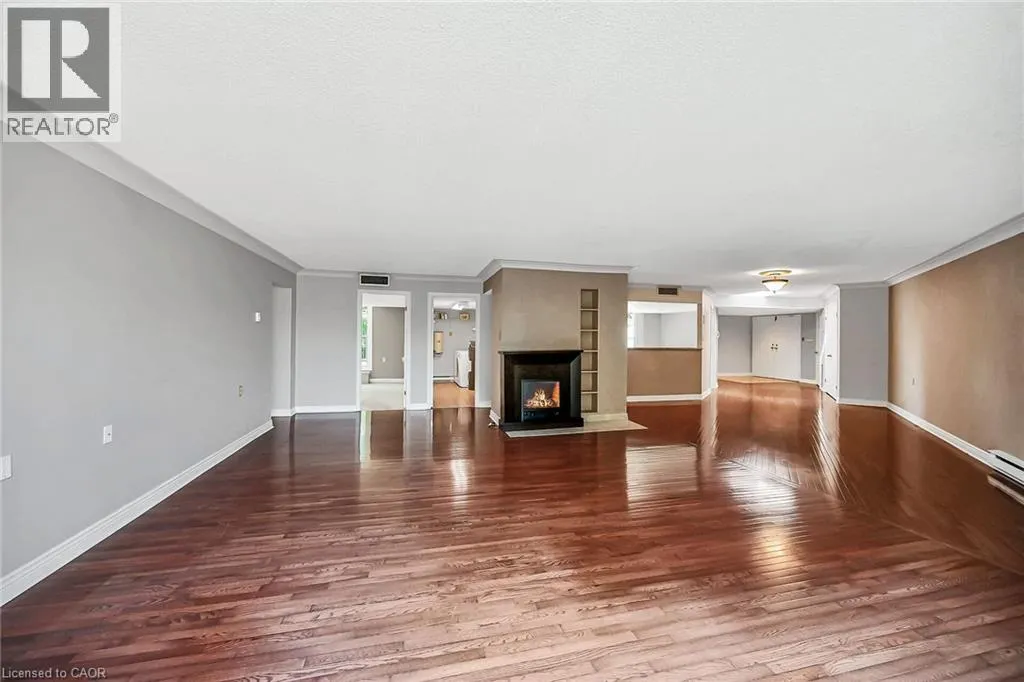 150 WILSON Street W Unit# PH1, #PH1