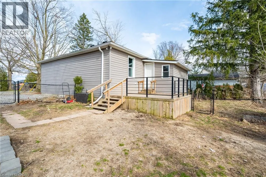 21 RENFREW Street E