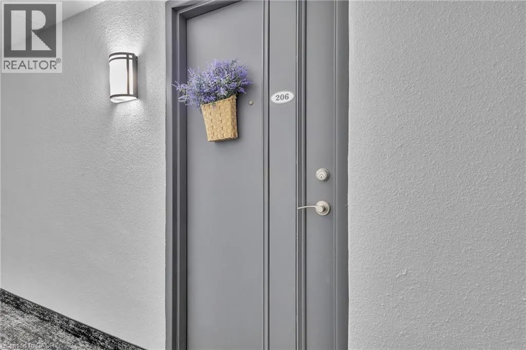 93 WESTWOOD Road Unit# 206, #206
