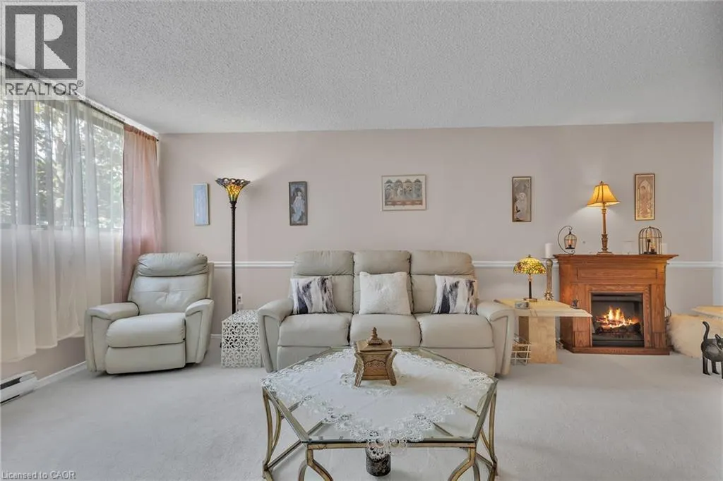 93 WESTWOOD Road Unit# 206, #206