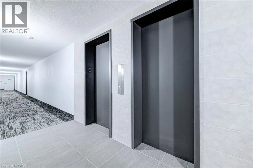 93 WESTWOOD Road Unit# 206, #206