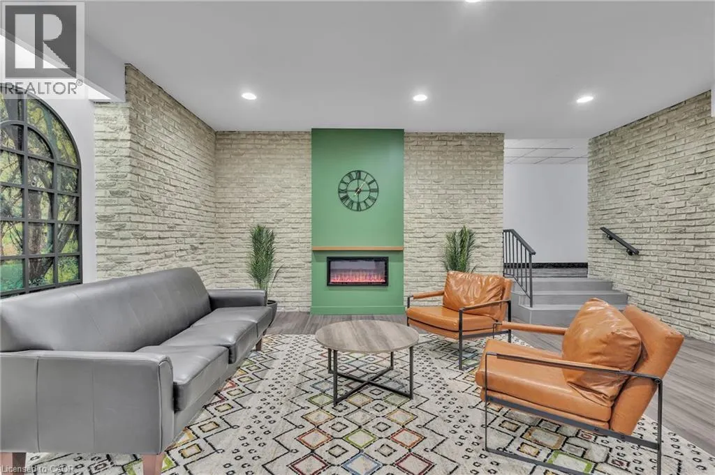 93 WESTWOOD Road Unit# 206, #206