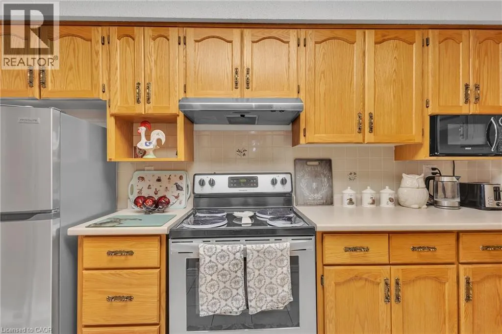 93 WESTWOOD Road Unit# 206, #206