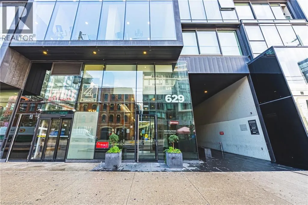 629 KING Street W