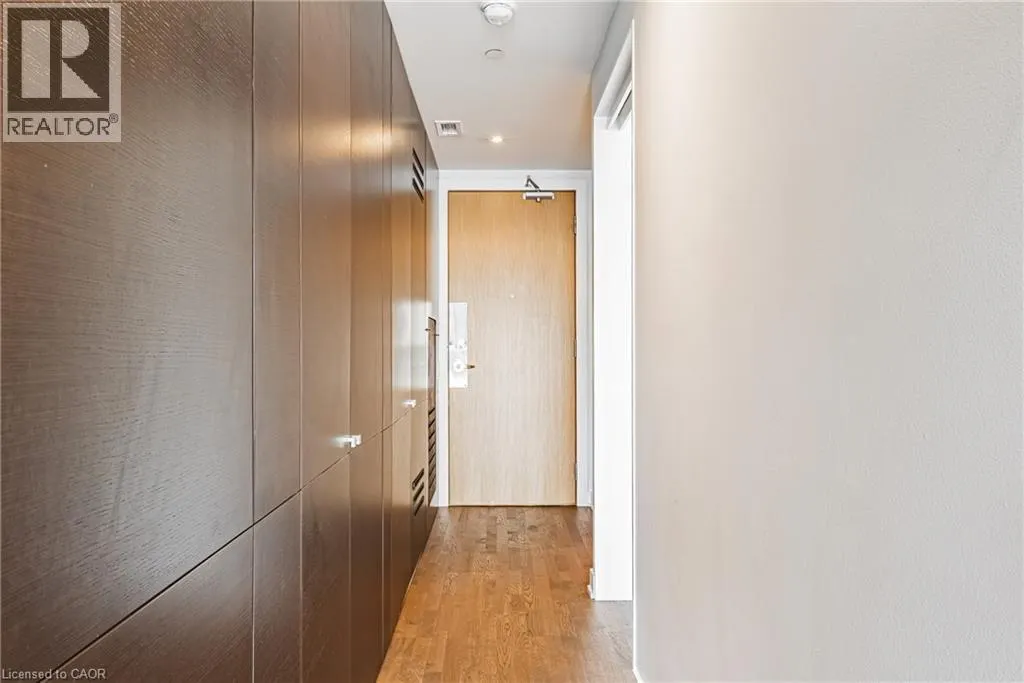629 KING Street W