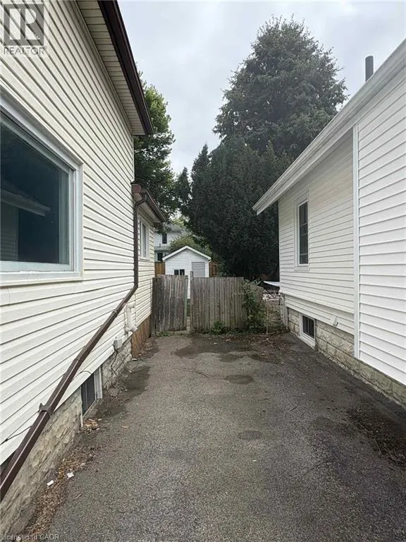 4 MARQUIS Street