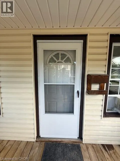 4 MARQUIS Street