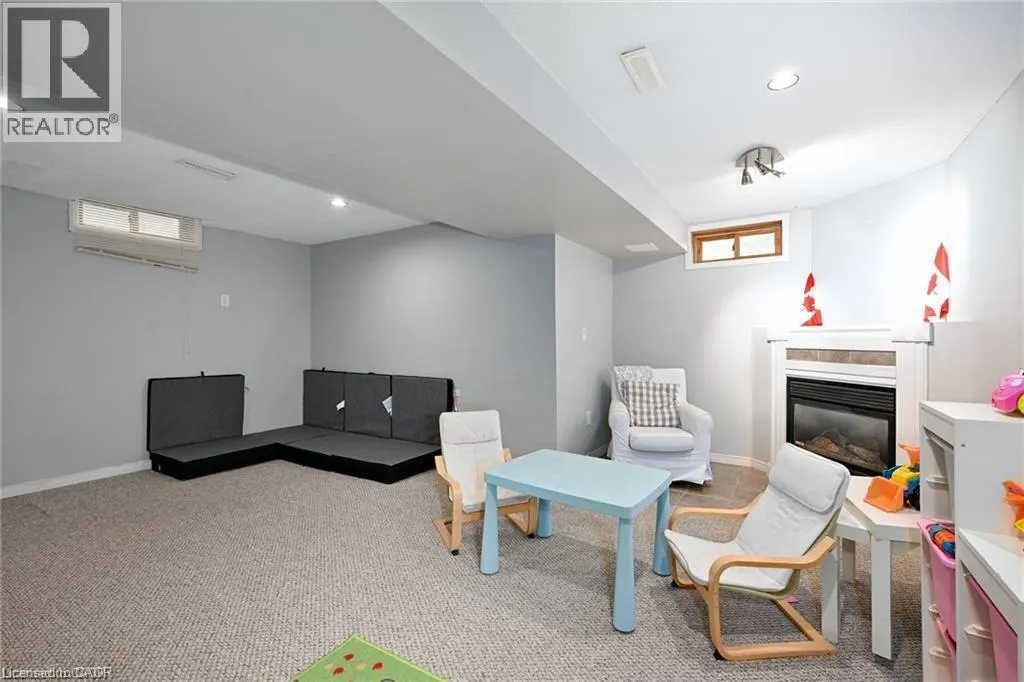8 BUSS Court