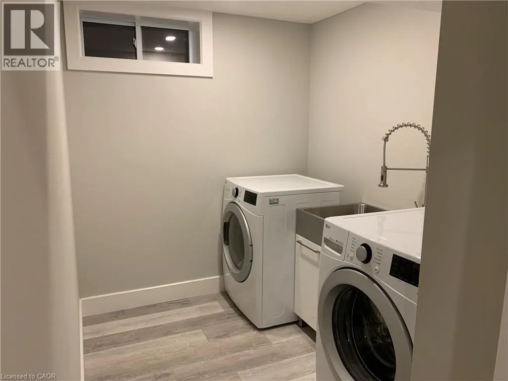 114 GLEN PARK Crescent Unit# LOWER, #LOWER