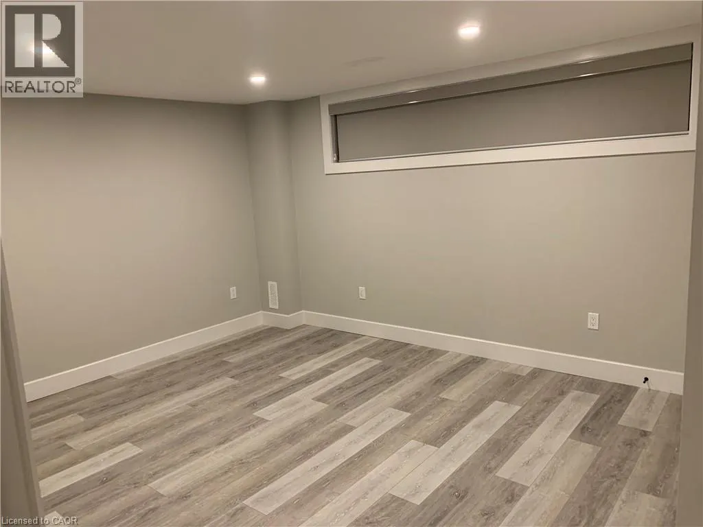 114 GLEN PARK Crescent Unit# LOWER, #LOWER