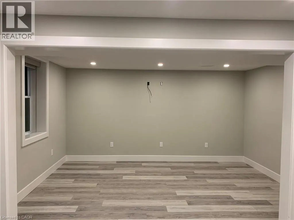 114 GLEN PARK Crescent Unit# LOWER, #LOWER