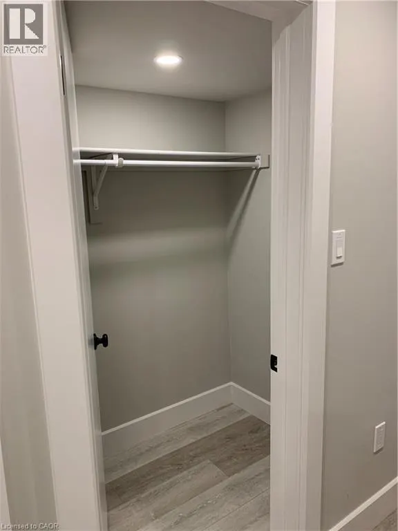 114 GLEN PARK Crescent Unit# LOWER, #LOWER