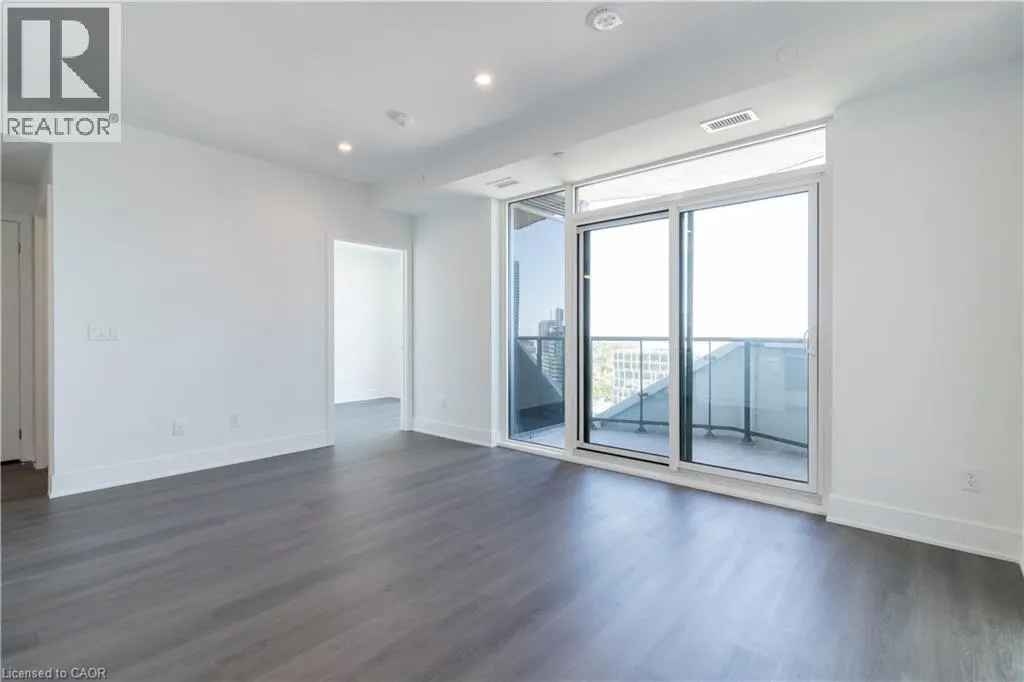 25 WELLINGTON Street S Unit# 1912, #1912