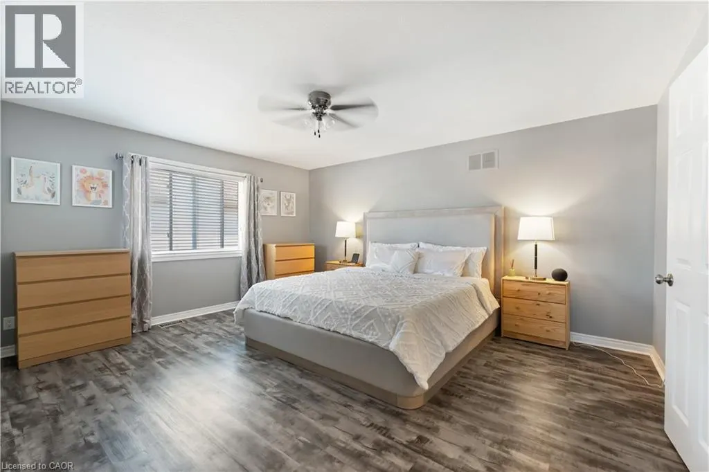 39 HONEY LOCUST Circle