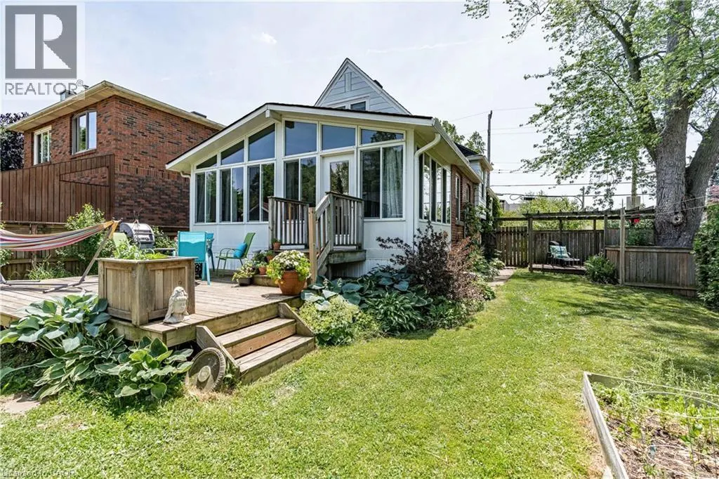 48 FRANKLIN Avenue
