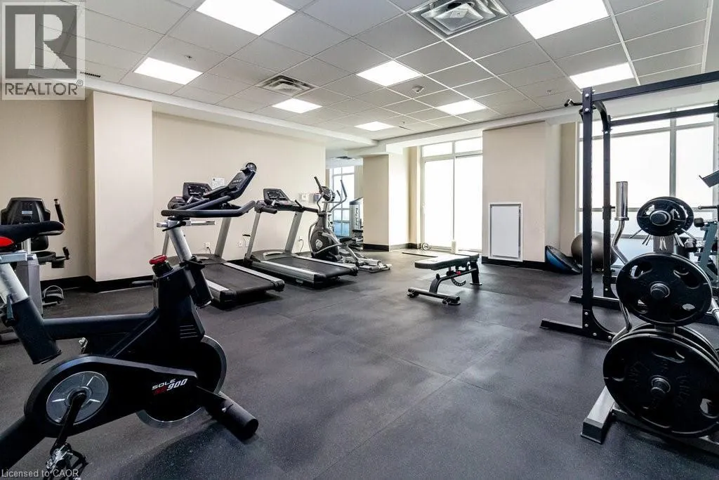 81 ROBINSON Street Unit# 203, #203