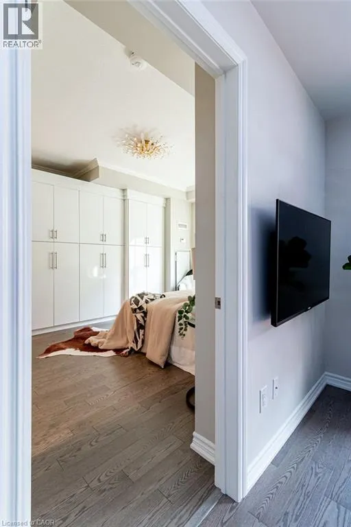 81 ROBINSON Street Unit# 203, #203