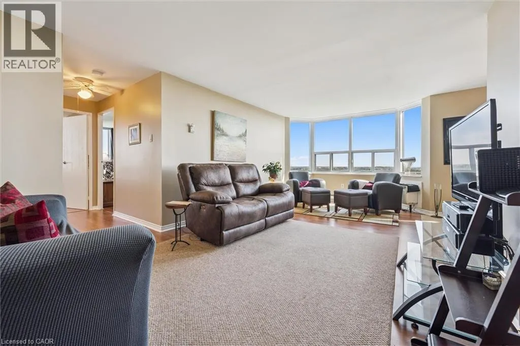 55 GREEN VALLEY Drive Unit# 1812, #1812