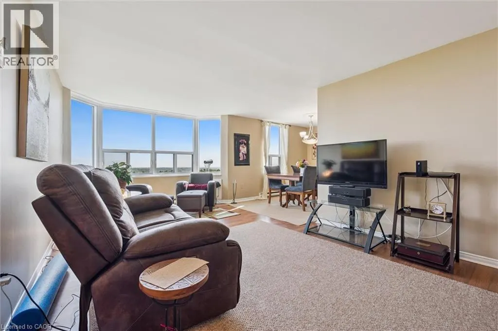 55 GREEN VALLEY Drive Unit# 1812, #1812