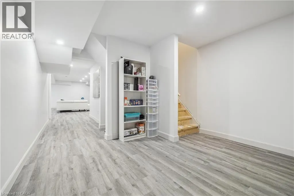 18 SOUTH COAST Circle