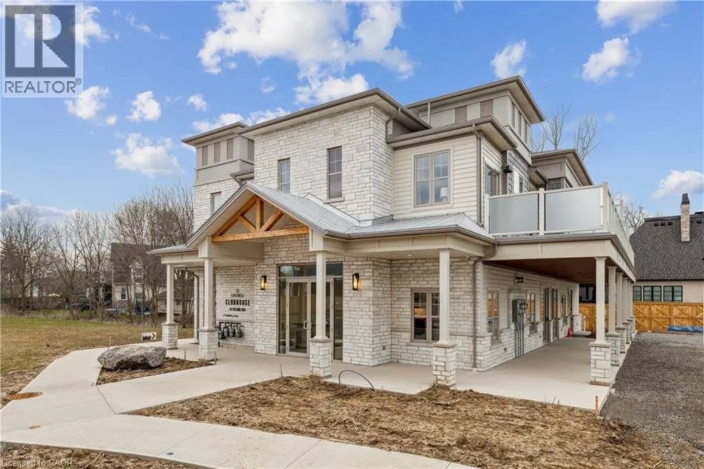 18 SOUTH COAST Circle