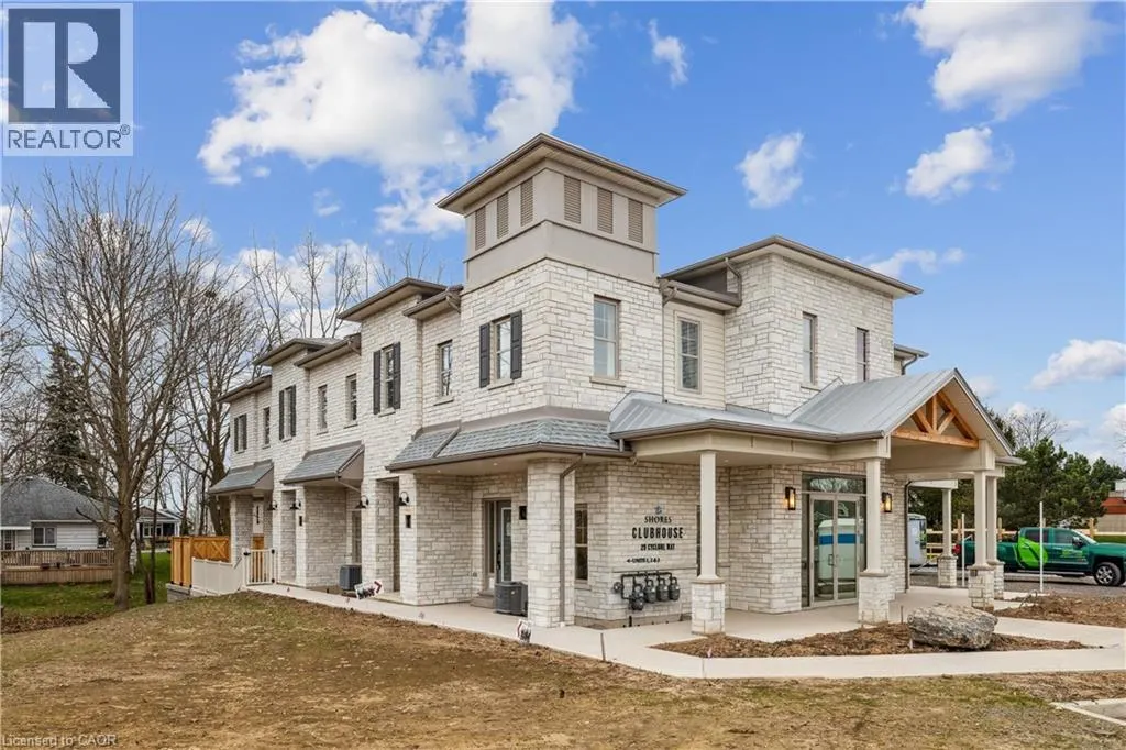 18 SOUTH COAST Circle