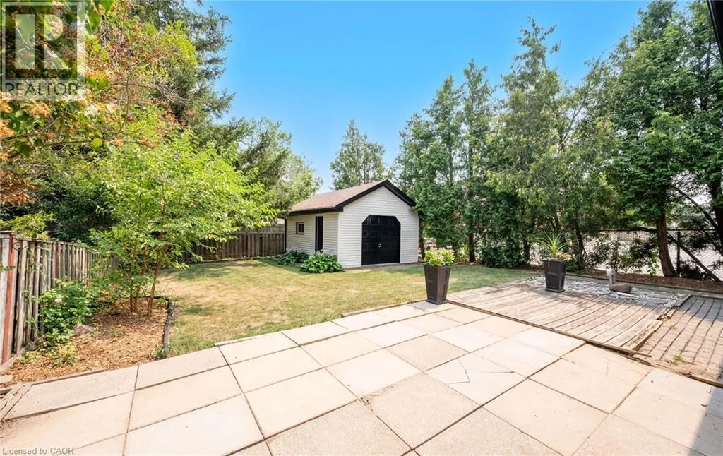 105 LILACSIDE Drive