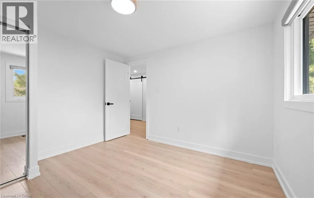 105 LILACSIDE Drive
