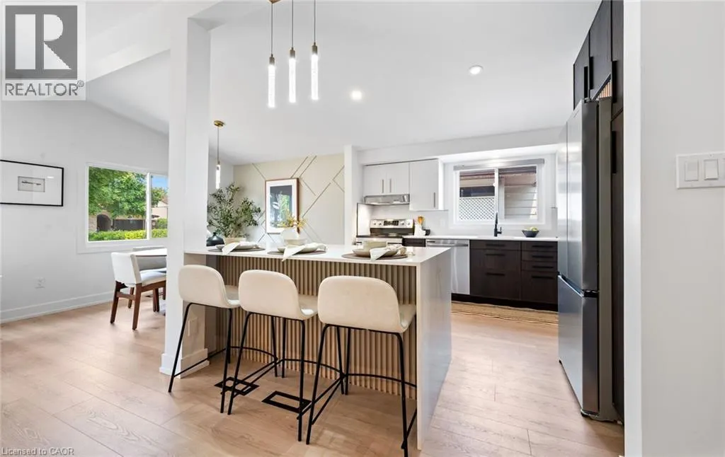 105 LILACSIDE Drive