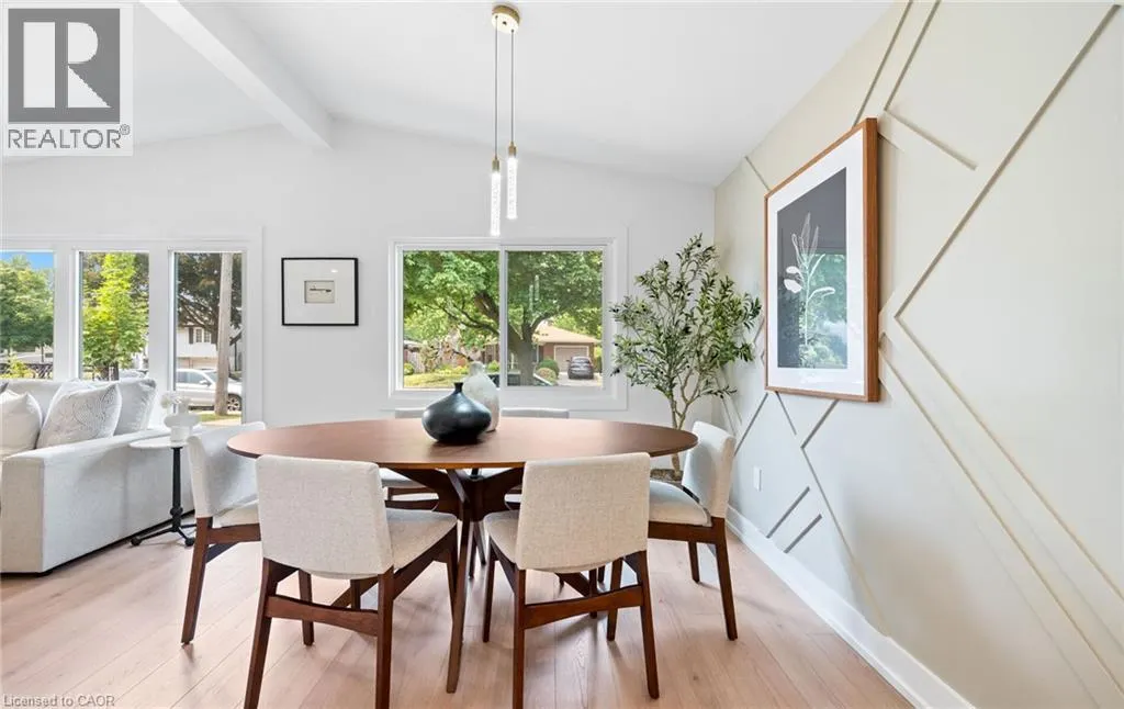 105 LILACSIDE Drive