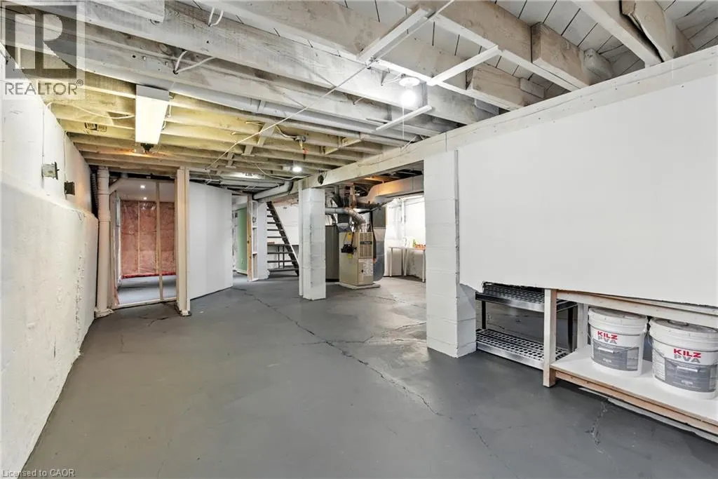 27 DEXTER Street