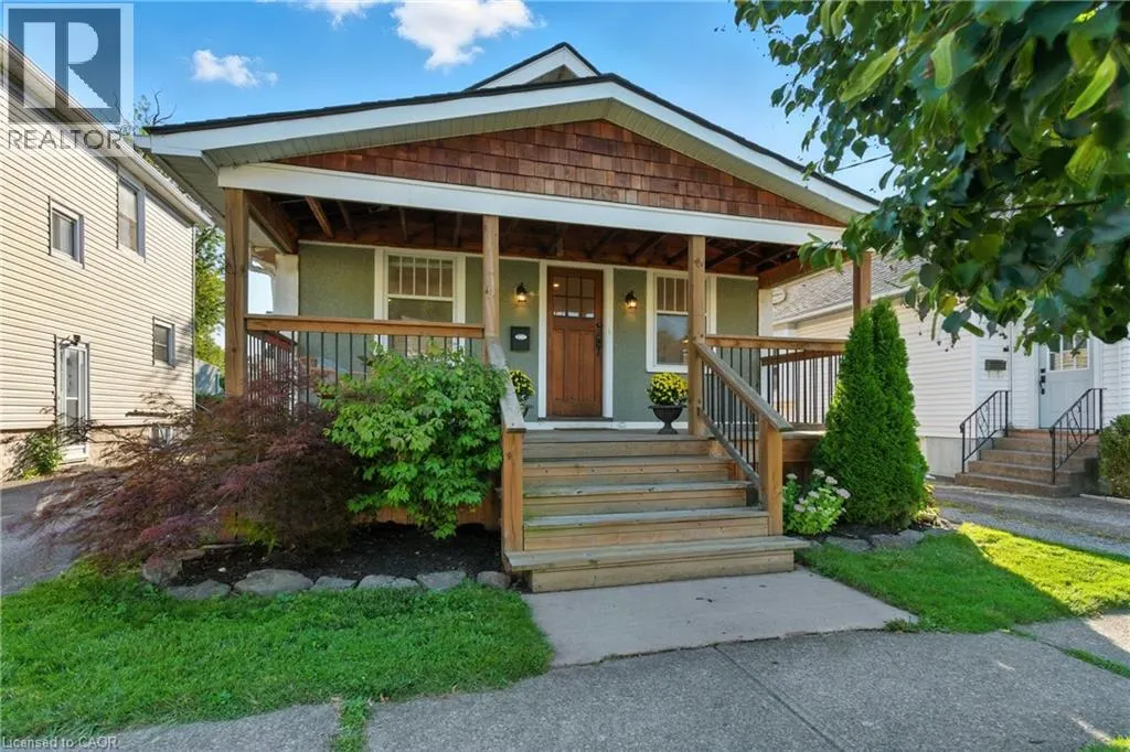 27 DEXTER Street