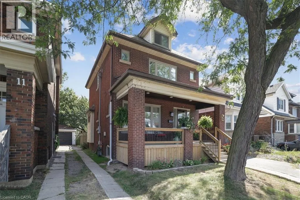 15 OTTAWA Street S